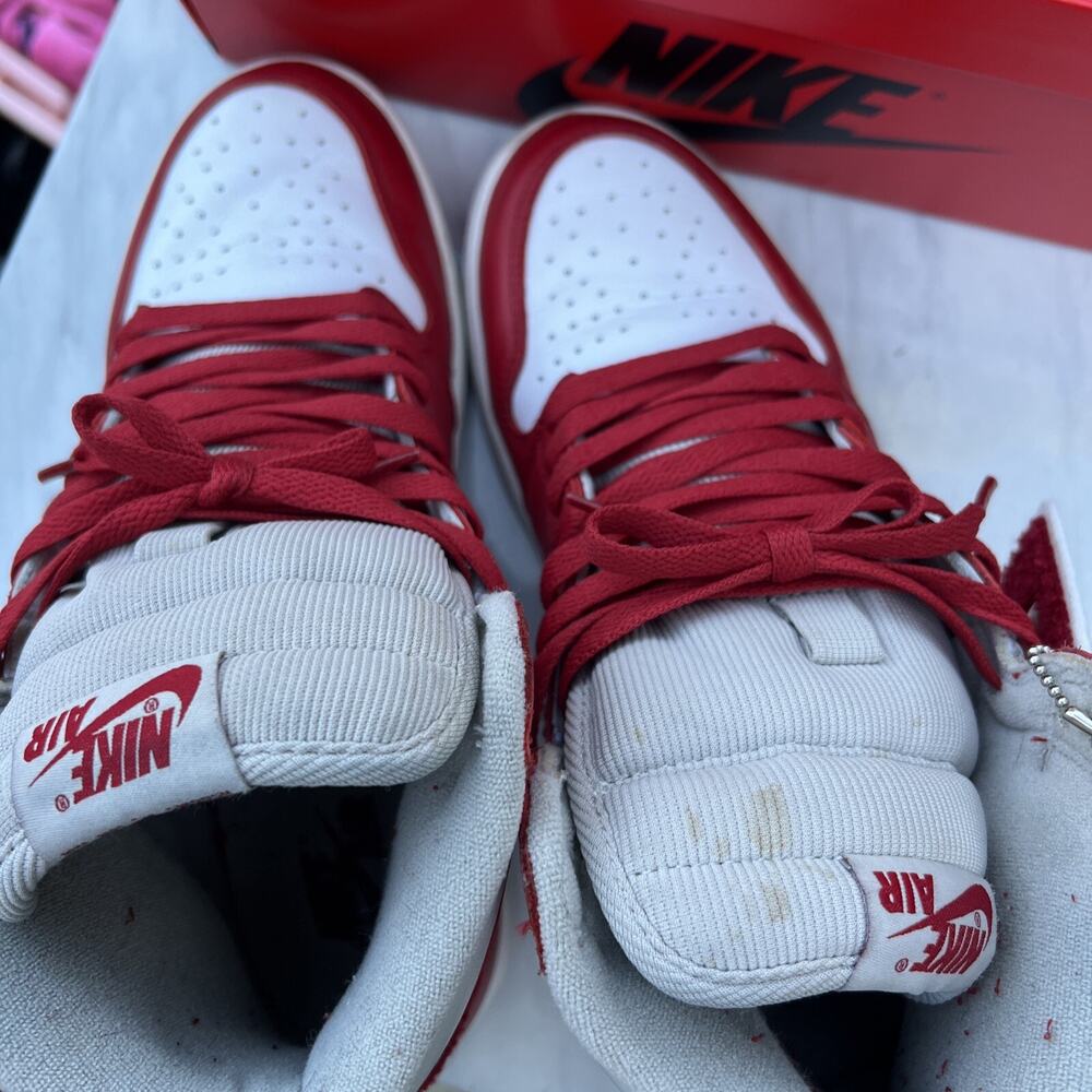 Nike Air Jordan 1 High OG Newstalgia Varsity Red DJ4891-061 Size 8,5 - Picture 9 of 13